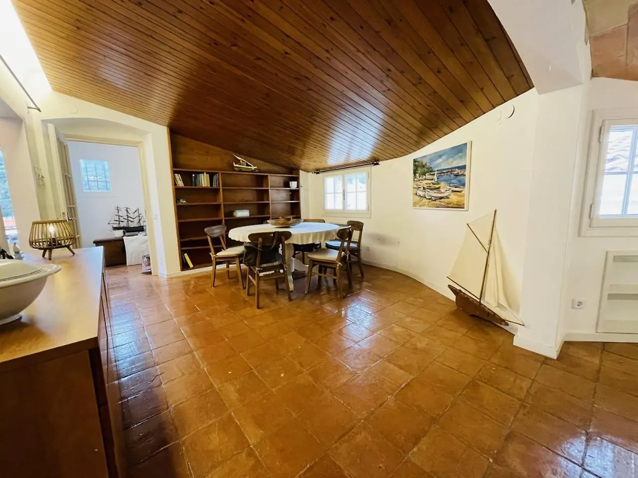 Tamariu Platja - Penthouse On Passeig Del Mar. Apartment