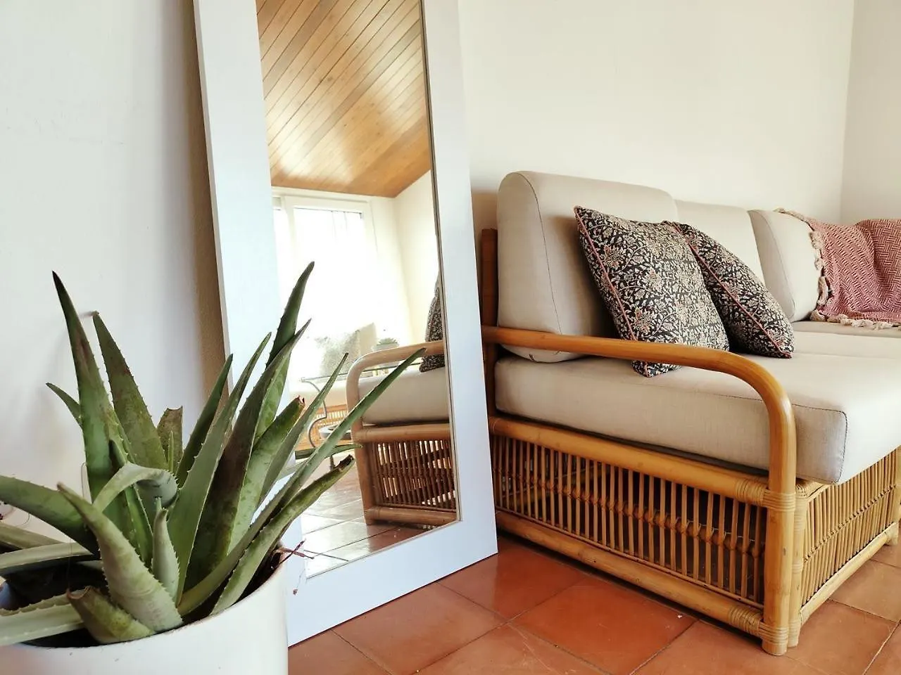 Tamariu Platja - Penthouse On Passeig Del Mar. Apartment 0*,  Spain