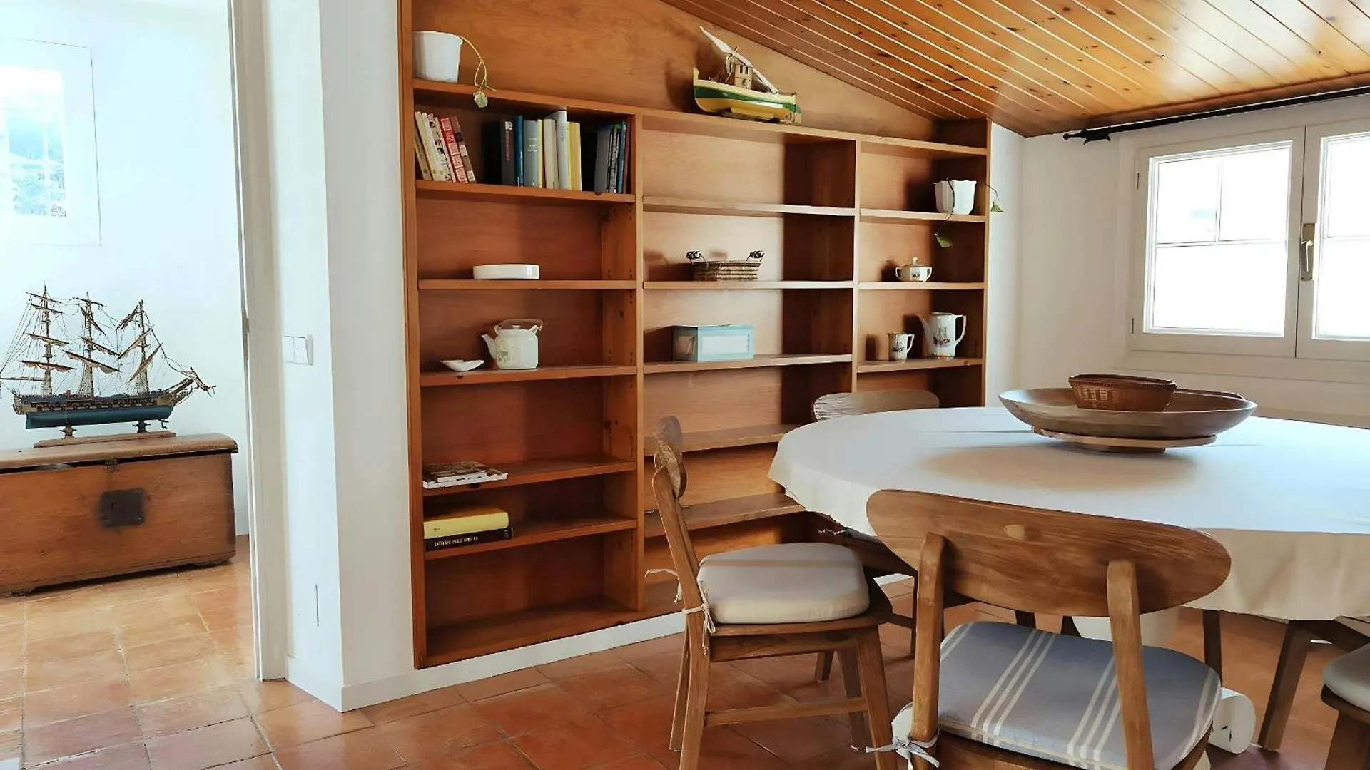 Tamariu Platja - Penthouse On Passeig Del Mar. Apartment
